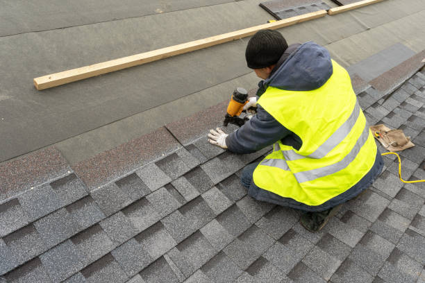 Best Residential Roofing Contractor  in Montgomery, IL