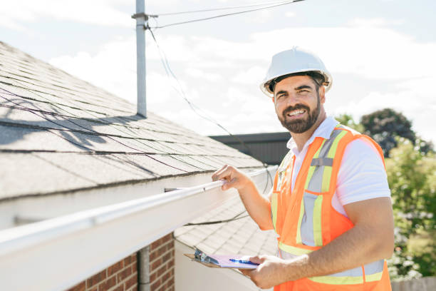 Best Roof Gutter Cleaning  in Montgomery, IL